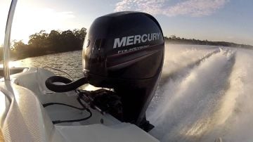 Mercury 150HP Uzun Marşlı Direksiyonlu Trimli Enj Deniz Motoru