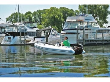 Mercury 40HP Uzun Şaft Marşlı-Direksiyonlu-Trimli ve Enjeksiyonlu Deniz Motoru